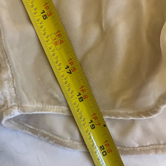 NWT Reformation Cam Velvet Top - Picture 10 of 11